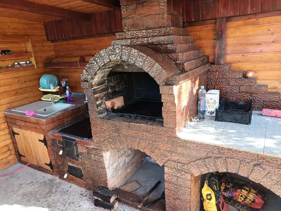 La 3 Casute Villa Nufaru Eksteriør bilde